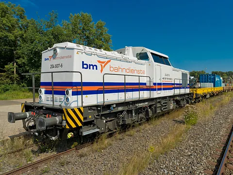 Lok V100 212 261-2